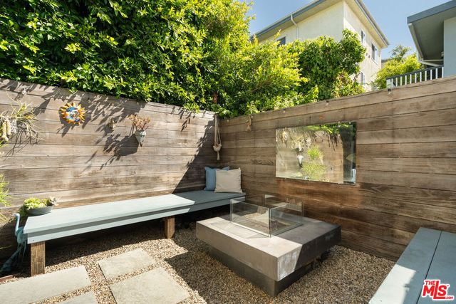 420 Pacific St, Santa Monica, CA 90405