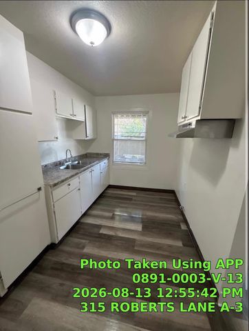 315 Roberts Ln #3, Bakersfield, CA 93308