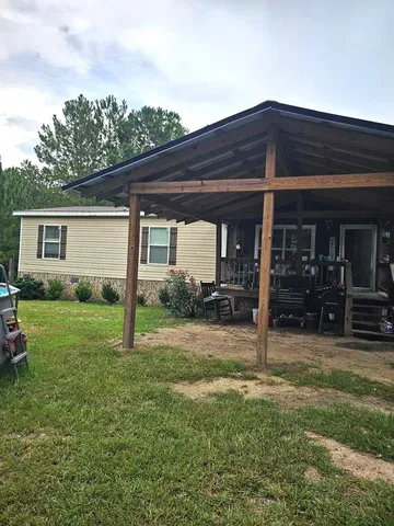 384 Patton Ln, Douglas, GA 31533