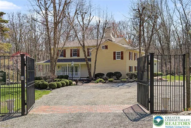 1722 Ringing Rocks Rd, Upper Black Eddy, PA 18972