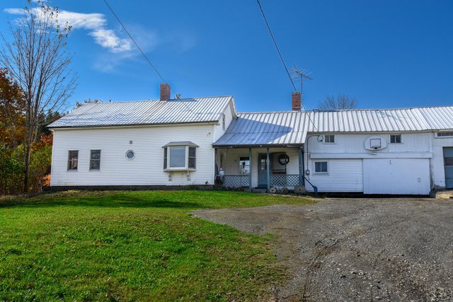 41 Monument Road, Abbot, ME 04406