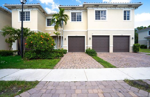 2714 SW 81st Terrace #2706, Hollywood, FL 33025