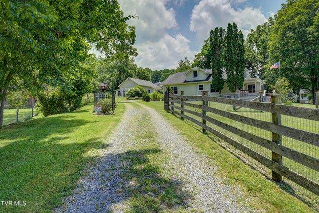 275 Heaton Creek Rd, Roan Mountain, TN 37687