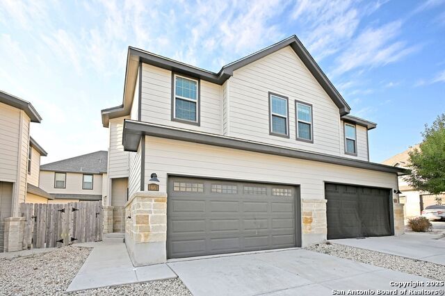1661 Barrett Ave, New Braunfels, TX 78130
