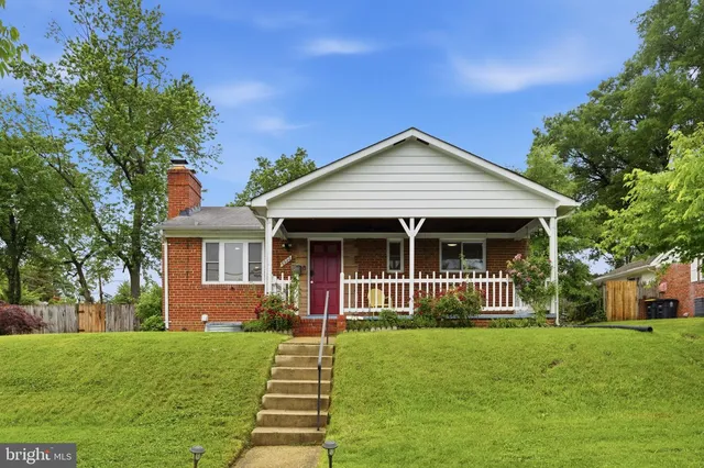 6922 Emerson St, Hyattsville, MD 20784