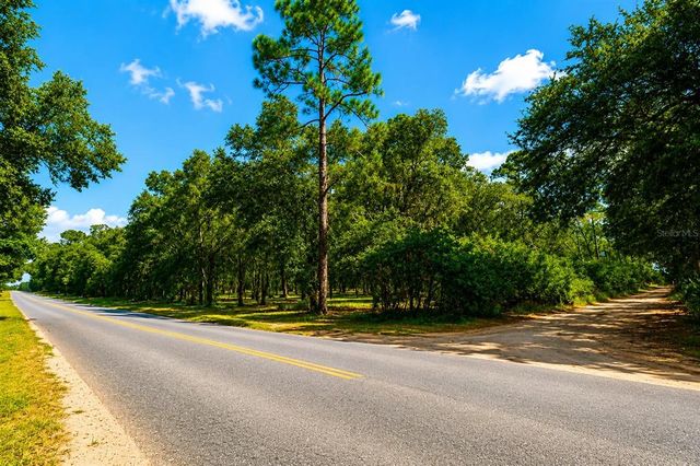 Rolling Ares Rd W, Lady Lake, FL 32159