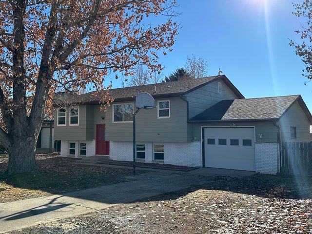 674 Railway St, Ranchester, WY 82839
