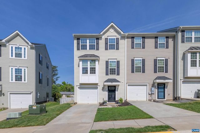 2148 Elm Tree Ct, Charlottesville, VA 22911