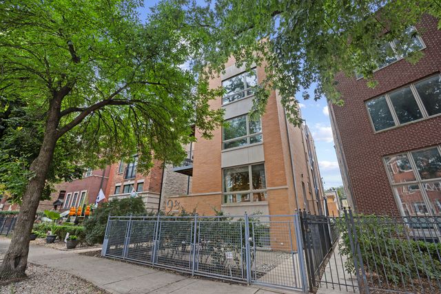 933 W  George St #1N, Chicago, IL 60657