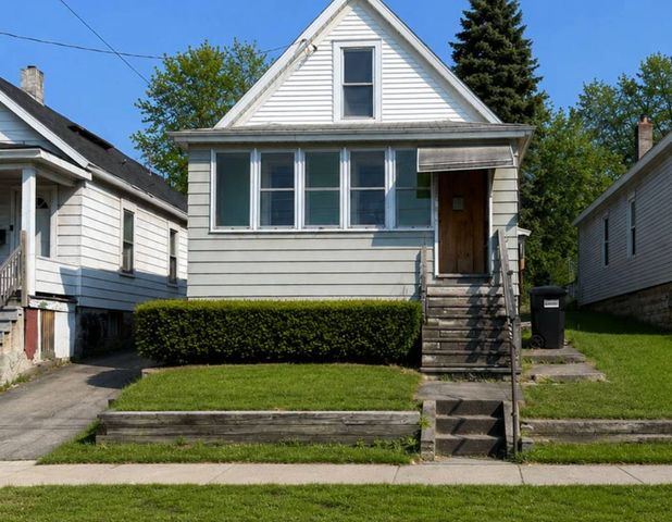 1421 Burnet Ave, Syracuse, NY 13206