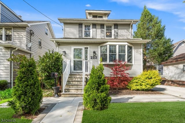 253 Maplewood Ave, Bogota, NJ 07603