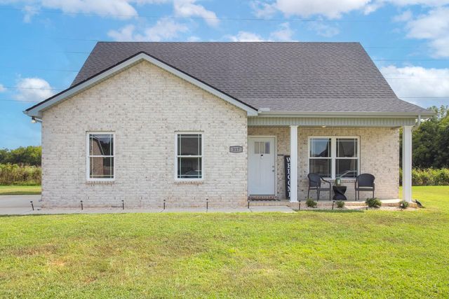 317 Richmonds Retreat Blvd, Christiana, TN 37037