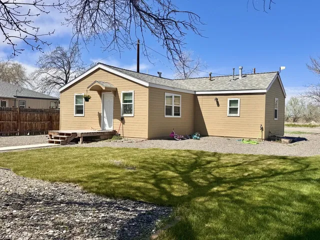299 5th St, Frannie, WY 82423