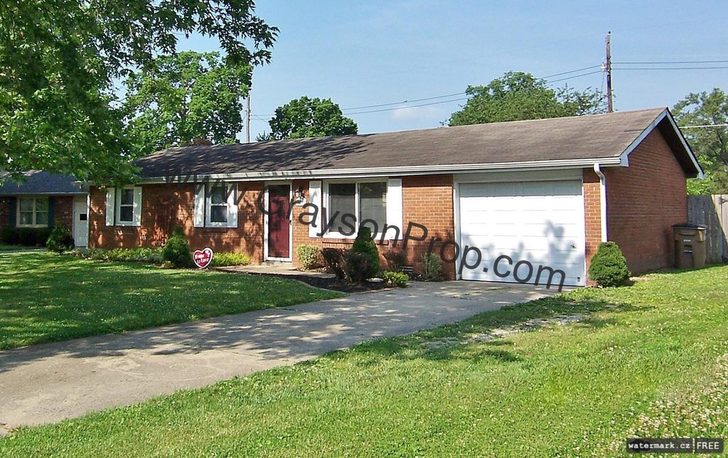 222 Weid Ct, Columbus, IN 47201