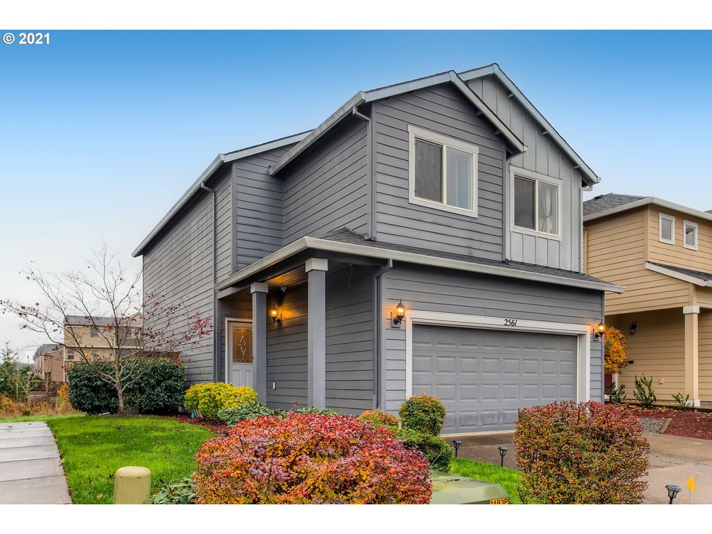 2561 Juniper St, Forest Grove, OR 97116