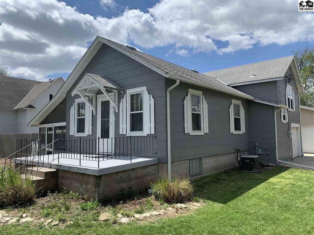 615 S Randall Ave, Moundridge, KS 67107 Trulia