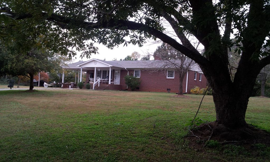 1205 Swofford Dr, Cowpens, SC 29330 Trulia