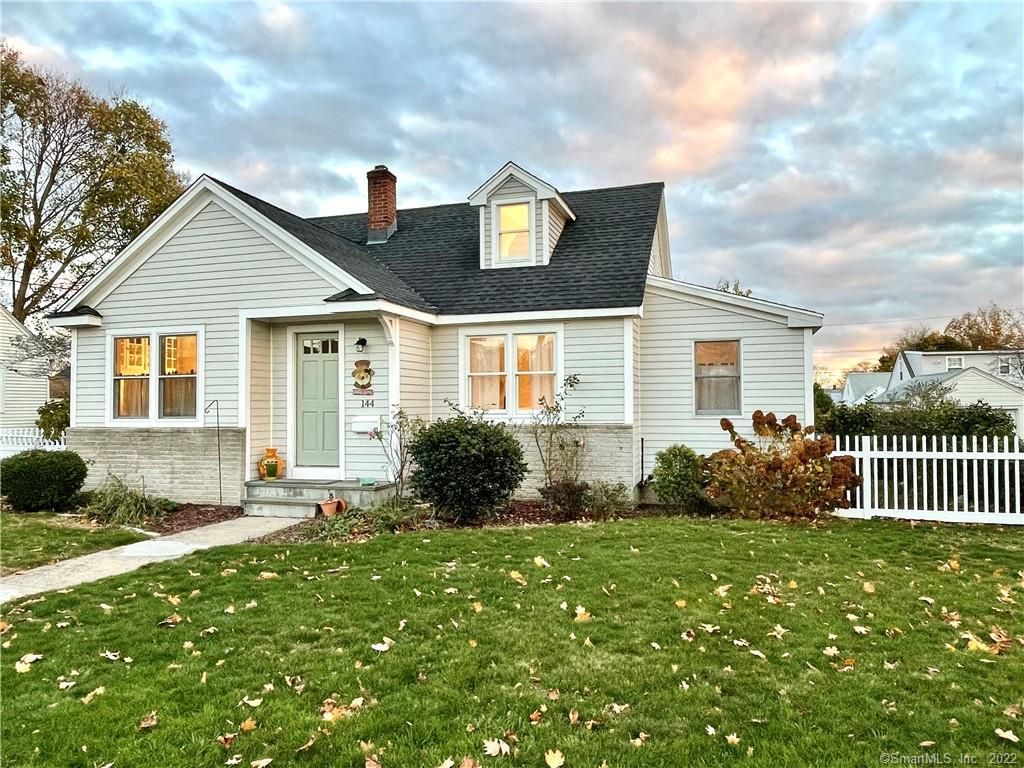 144 Eastern Pkwy, Milford, CT 06460