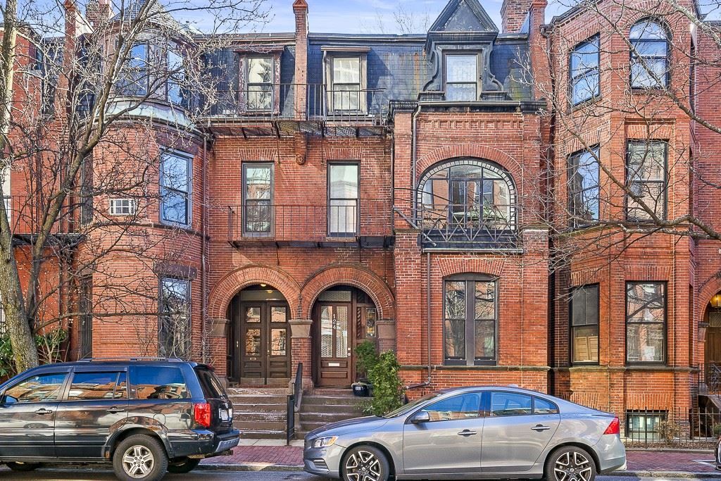124 Saint Botolph St #2, Boston, MA 02115
