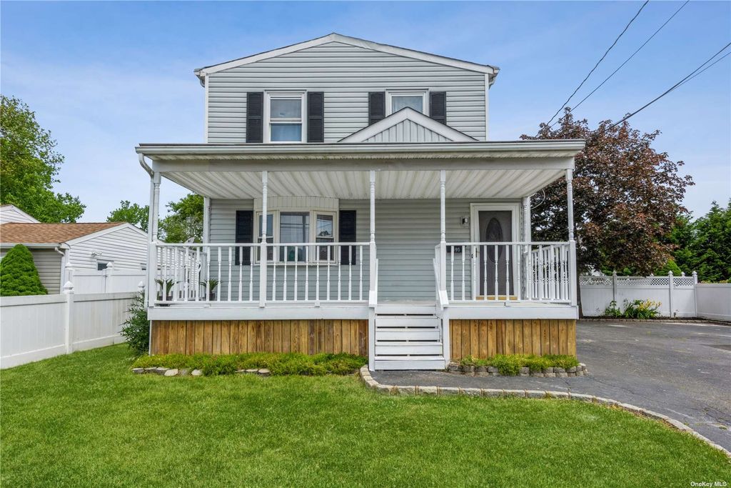 595 Outlook Avenue, West Babylon, NY 11704 Trulia