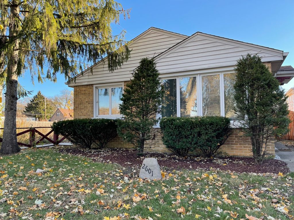 2601 W 106th St, Chicago, IL 60655