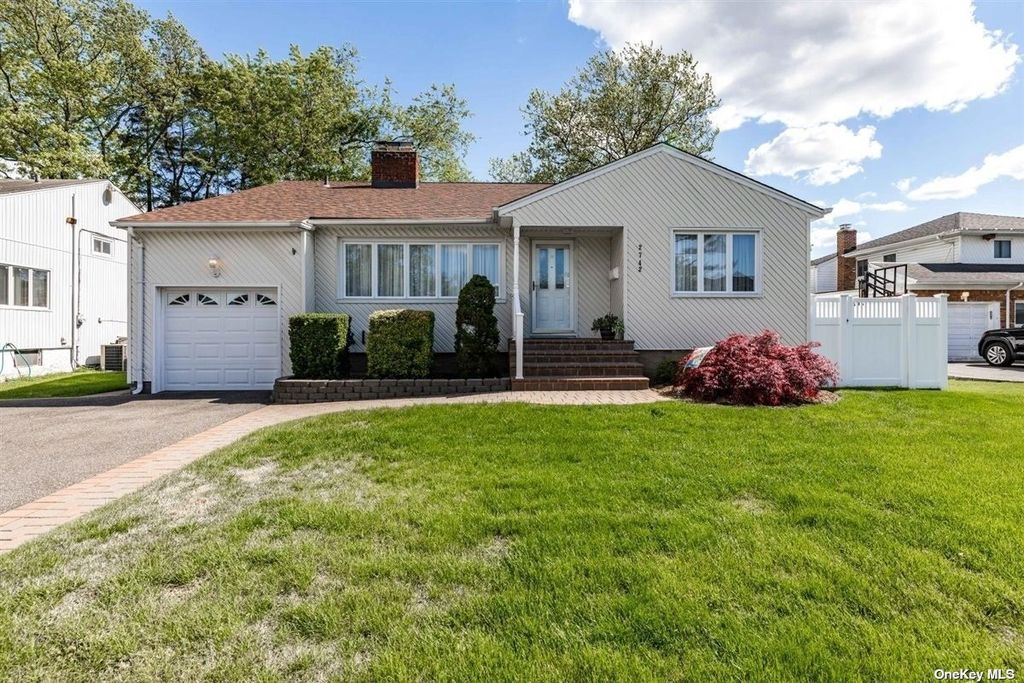 2742 Beatrice Lane, Bellmore, NY 11710 Trulia