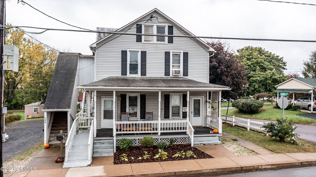 722-724 Old Berwick Rd, Bloomsburg, PA 17815