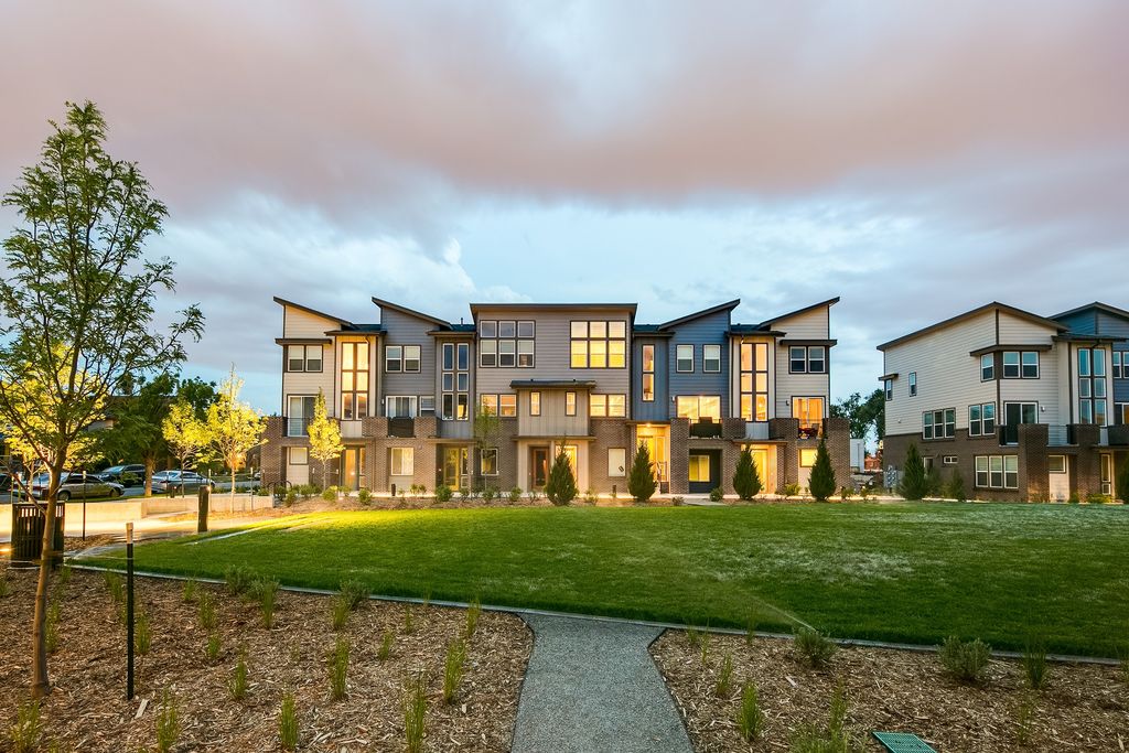1131 S Sherman St, Denver, CO 80210