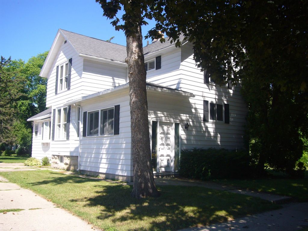 1681 Ohio St, Oshkosh, WI 54902 Trulia