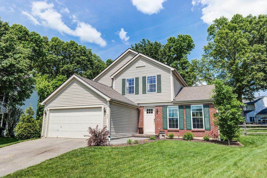674 Weeping Willow Ln, Hamilton Twp, OH 45039