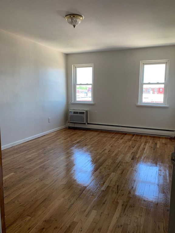 3 Bedroom Apartments For Rent In Canarsie Brooklyn Ny 15 Rentals Trulia