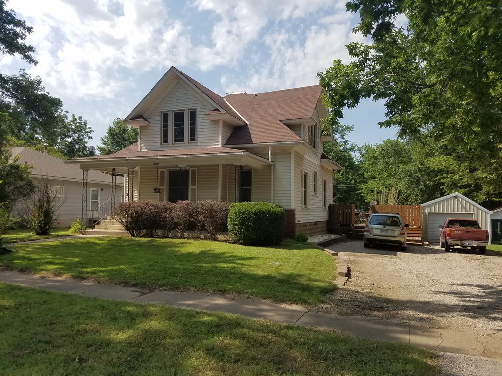 407 E Mary St, Yates Center, KS 66783 Trulia