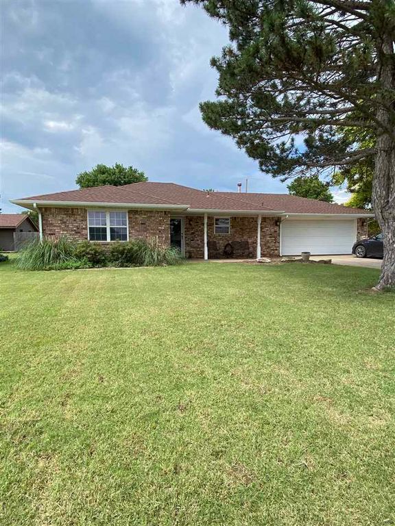 525 Skyview Dr, Watonga, OK 73772 Trulia