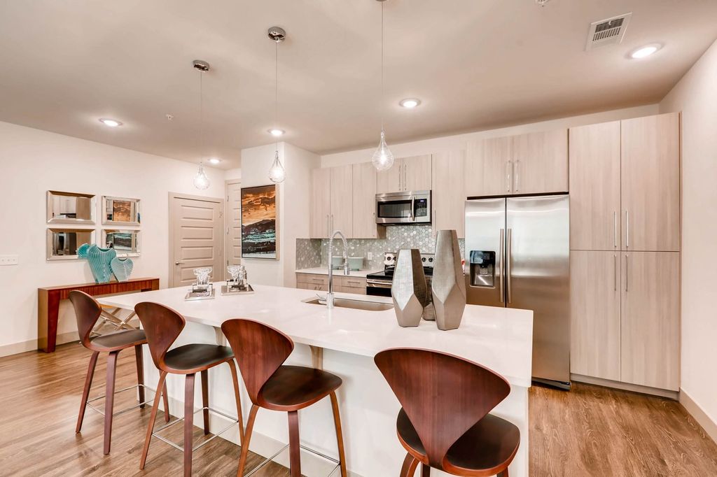 4550 N Kittredge St, Denver, CO 80239