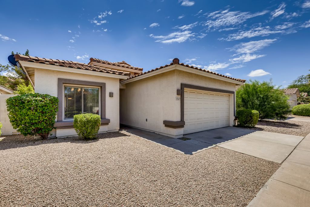 1049 E Susan Ln, Tempe, AZ 85281
