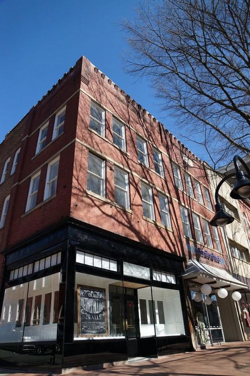 109 E Main St 206, Charlottesville, VA 22902 See Est. Value, Schools