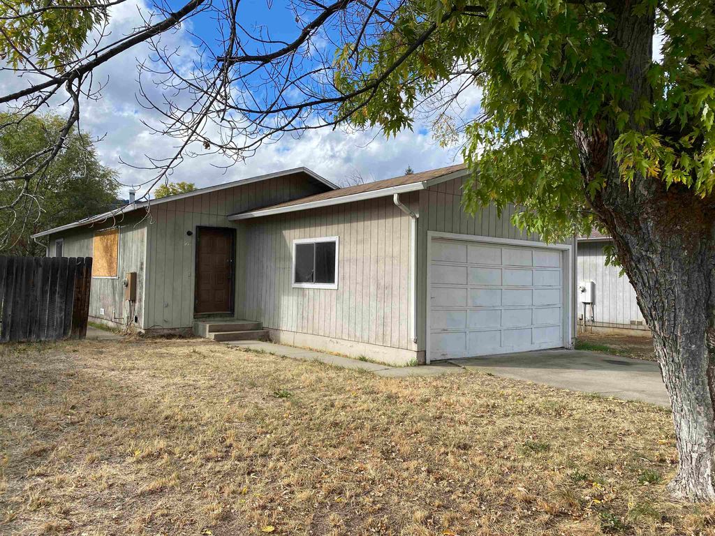 903 4th St, Yreka, CA 96097 Trulia
