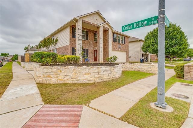 4548 Martingale View Ln, Fort Worth, TX 76244