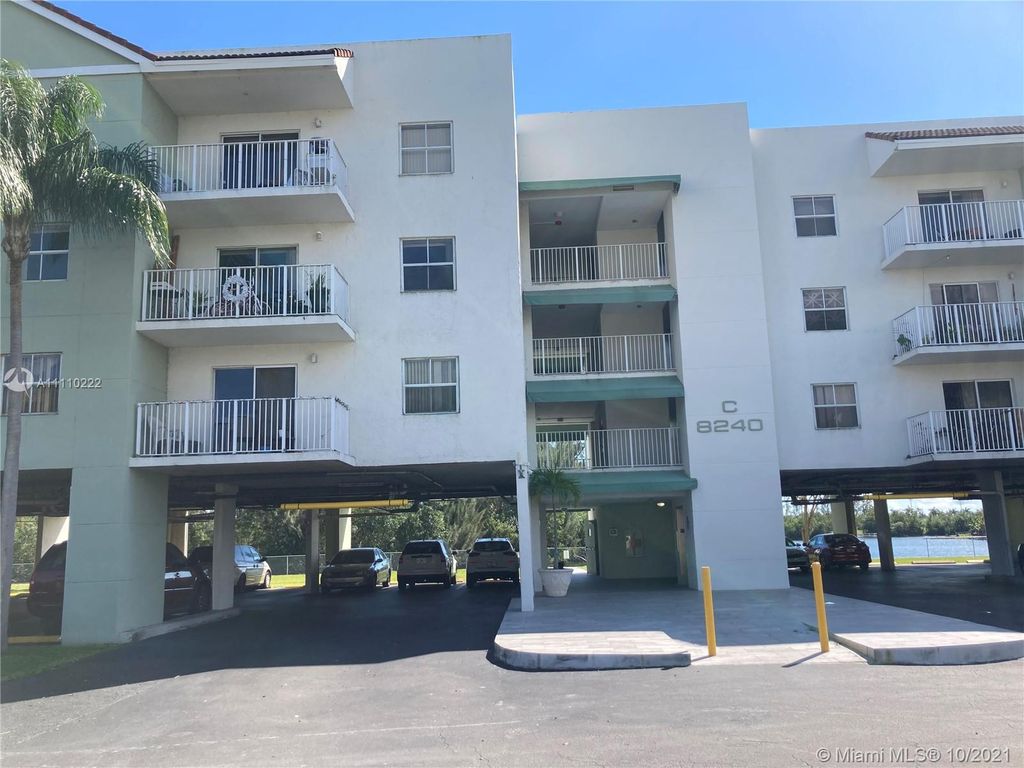 8240 SW 210th St #204, Miami, FL 33189