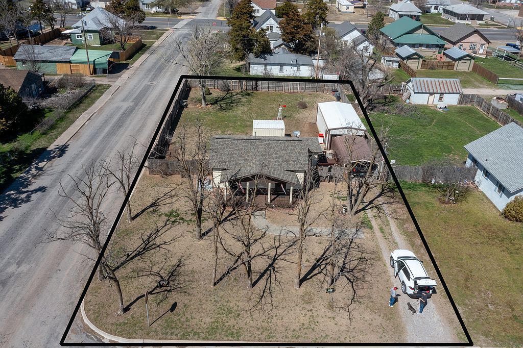 217 W 5th St, Vici, OK 73859 Trulia