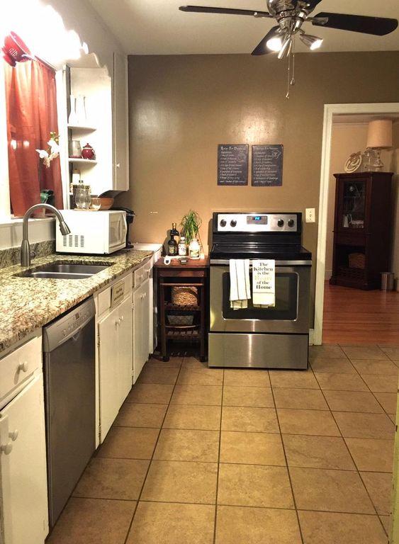 6321 Pinefield Rd, Columbia, SC 29206
