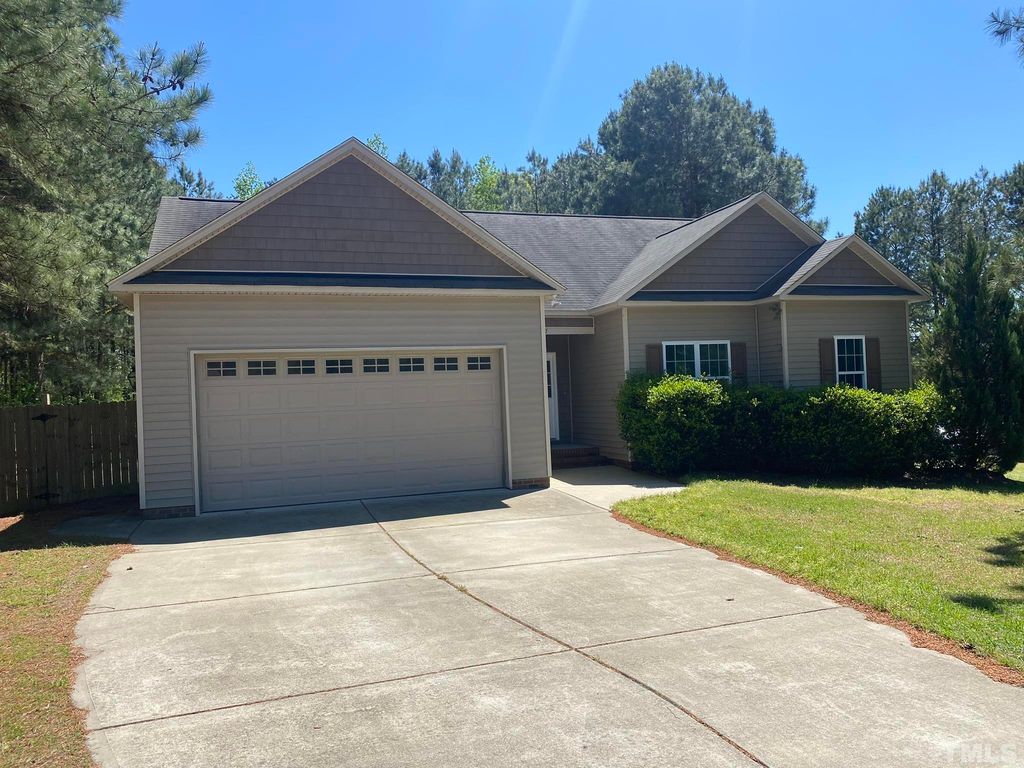 177 Mac Ln, Angier, NC 27501