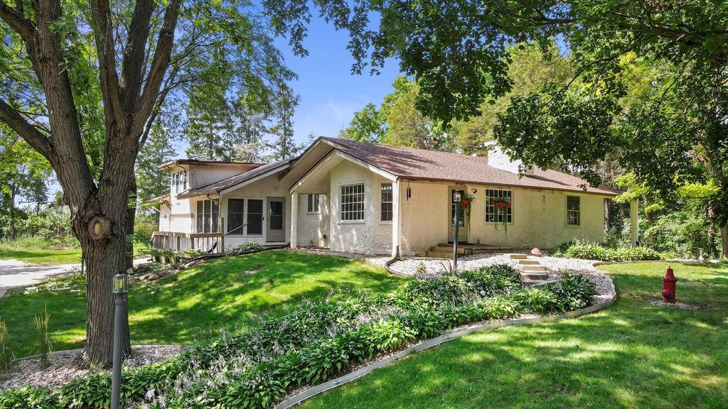 N1053 County Road O, Rubicon, WI 53078 Trulia