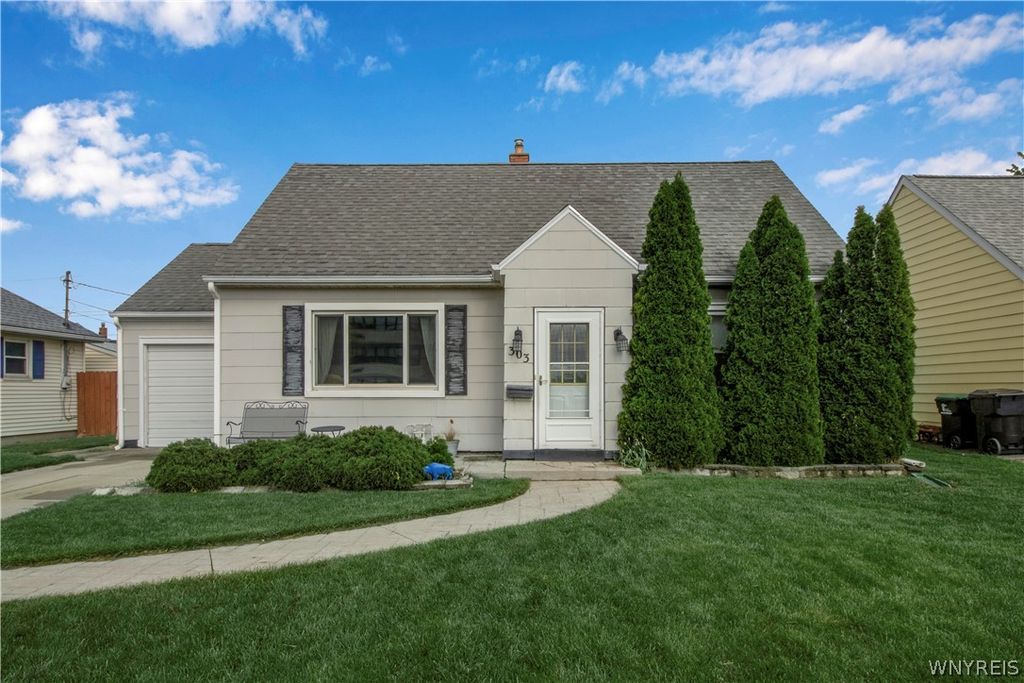 303 Fries Rd, Tonawanda, NY 14150