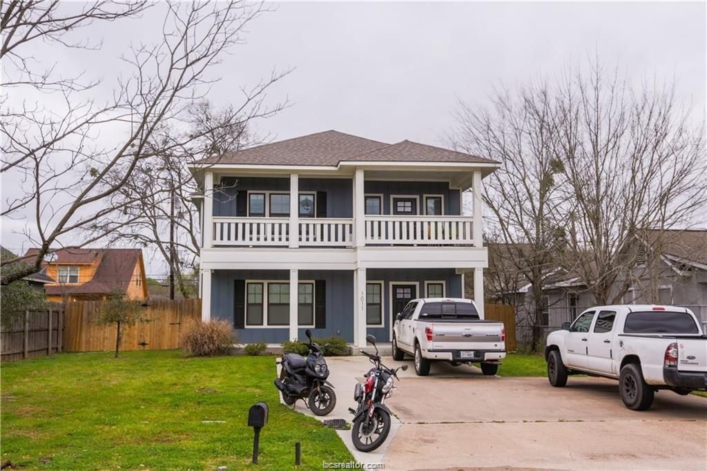 1011 Fairview Ave, College Station, TX 77840