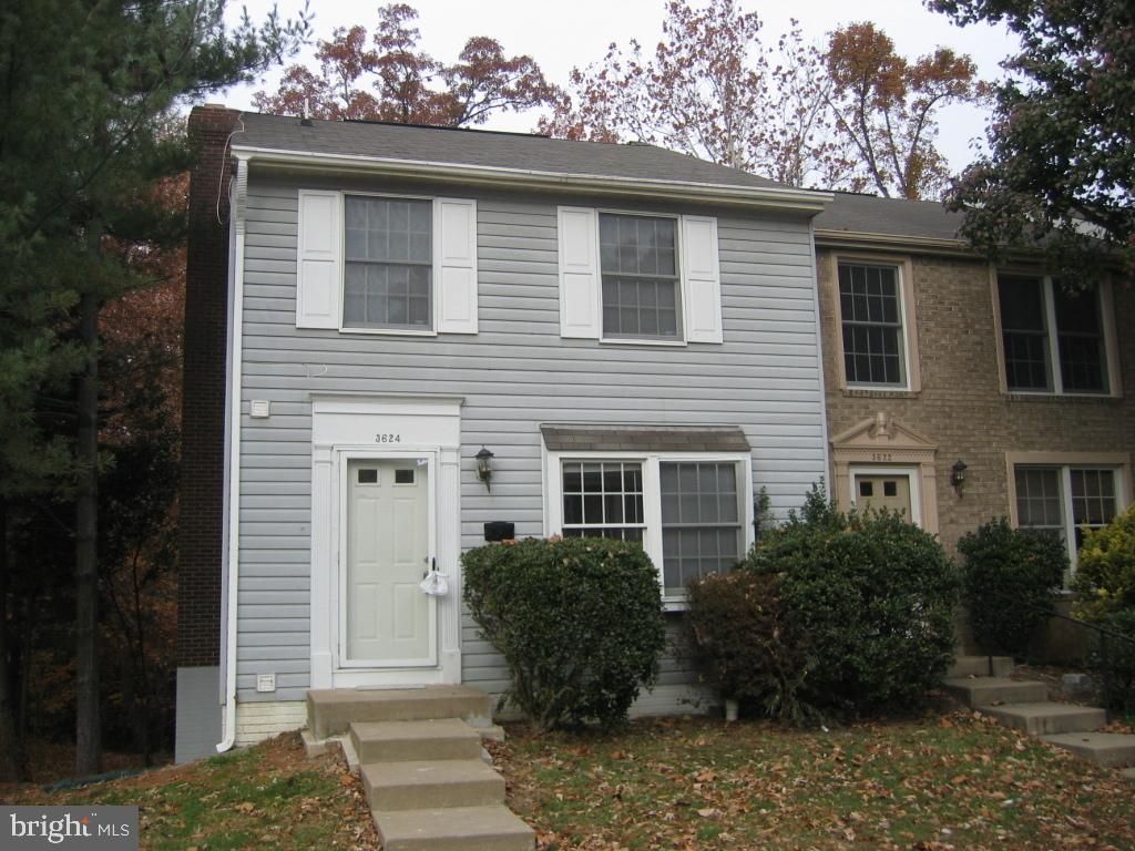 3624 Wharf Ln, Triangle, VA 22172