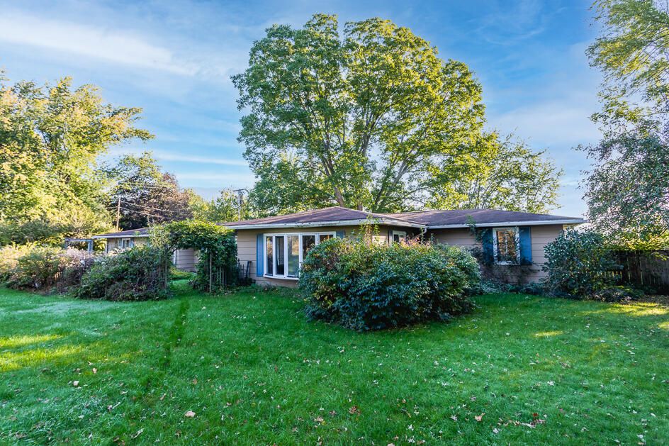2511 S Parma Rd, Parma, MI 49269