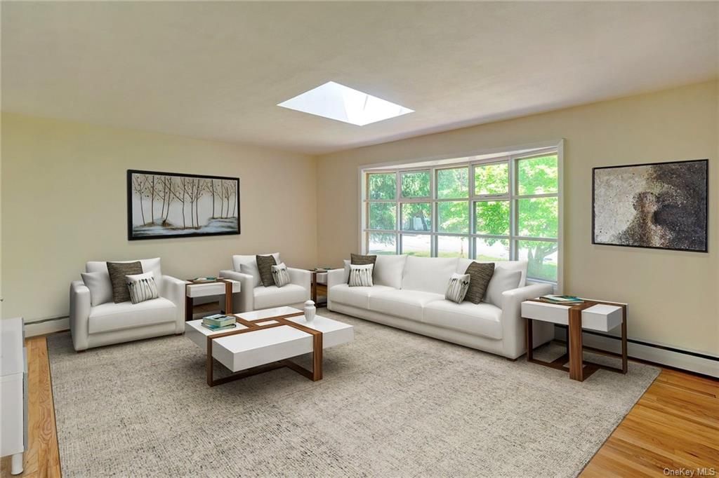 19 Collyer Ave, New City, NY 10956