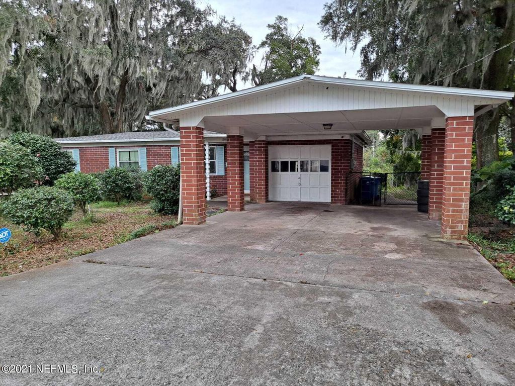 5854 Dickson Rd, Jacksonville, FL 32211