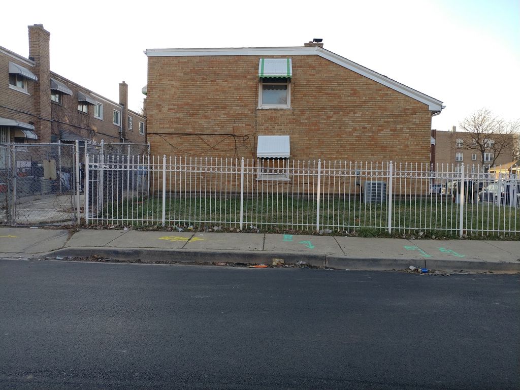 4309 W 18th St, Chicago, IL 60623